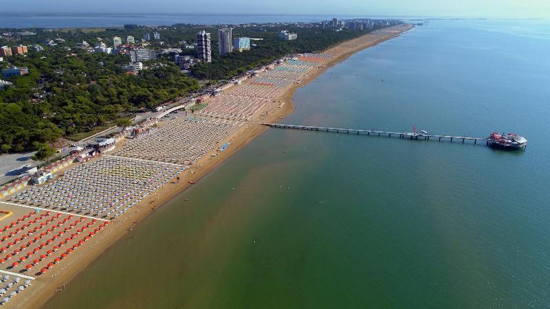 Pensione Imperia Lignano Sabbiadoro Ngoại thất bức ảnh