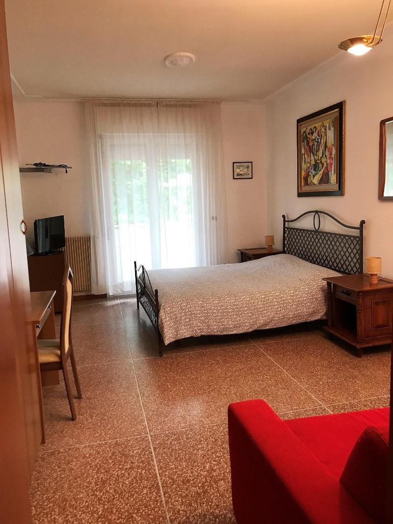 Pensione Imperia Lignano Sabbiadoro Ngoại thất bức ảnh